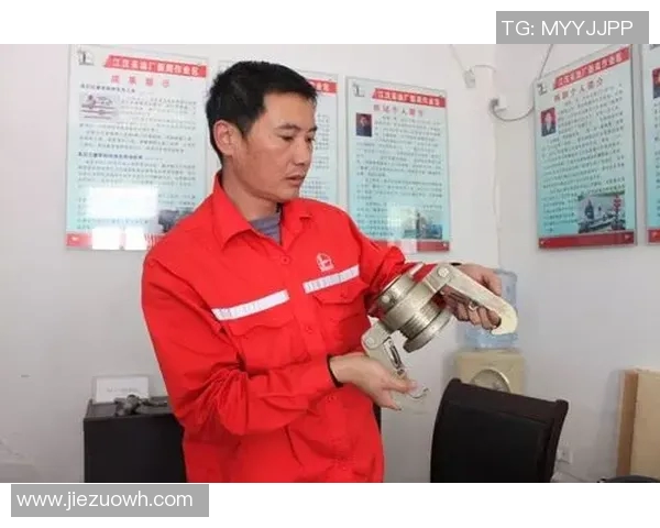 重庆篮球队进攻革新之路探索团队协作与战术创新的完美结合