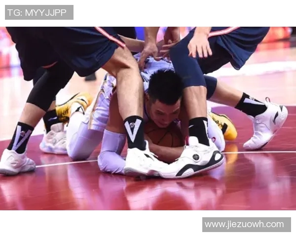 南京飞盘队节奏之争引发热议球迷与专家各执己见 南京飞盘队节奏之争引发热议球迷与专家各执己见