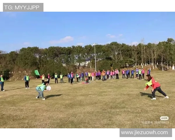 飞盘焦点:深入分析西安飞盘队的战术节奏与团队协作 飞盘焦点:深入分析西安飞盘队的战术节奏与团队协作